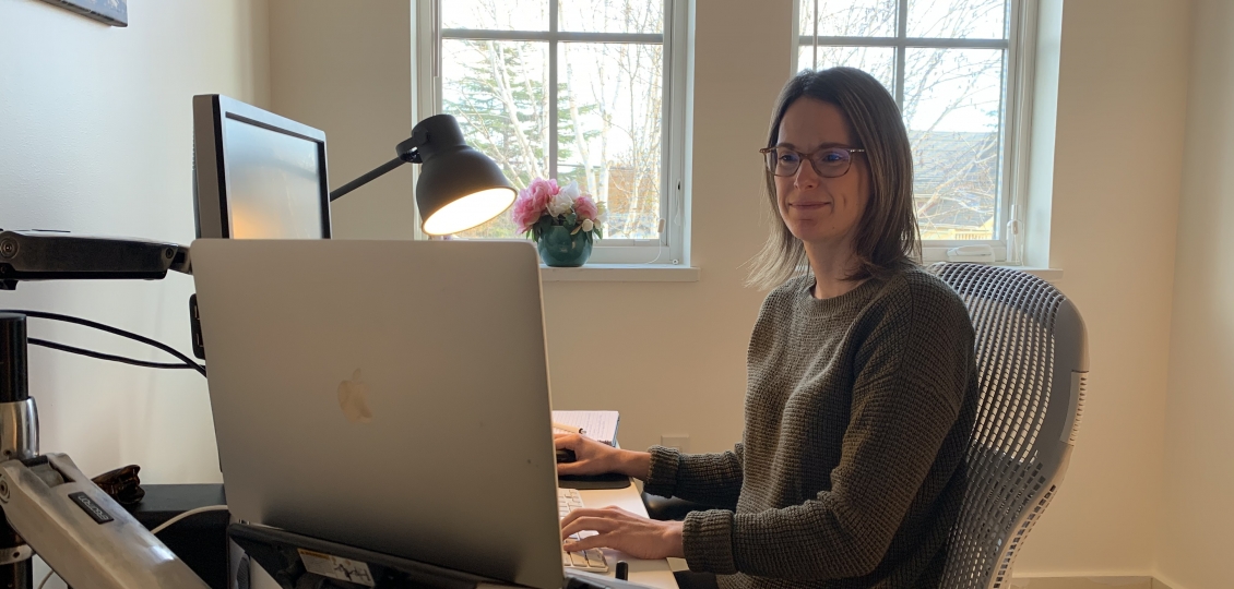 Gretchen at computer